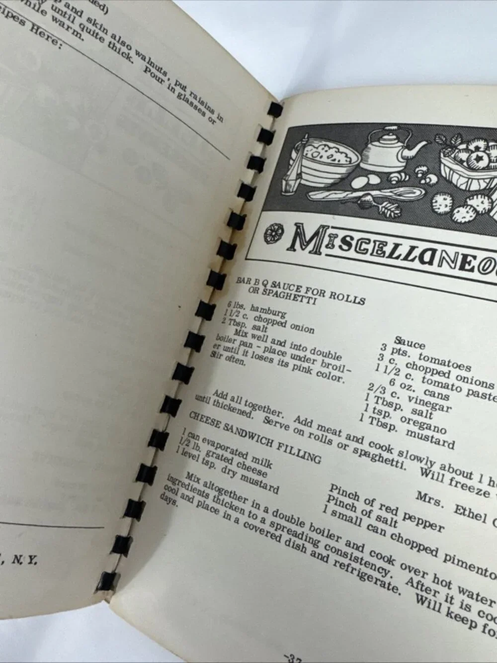 The Best in Cooking in Oakfield NY Cookbook IRA Spring VFW Auxiliary 50s/60s